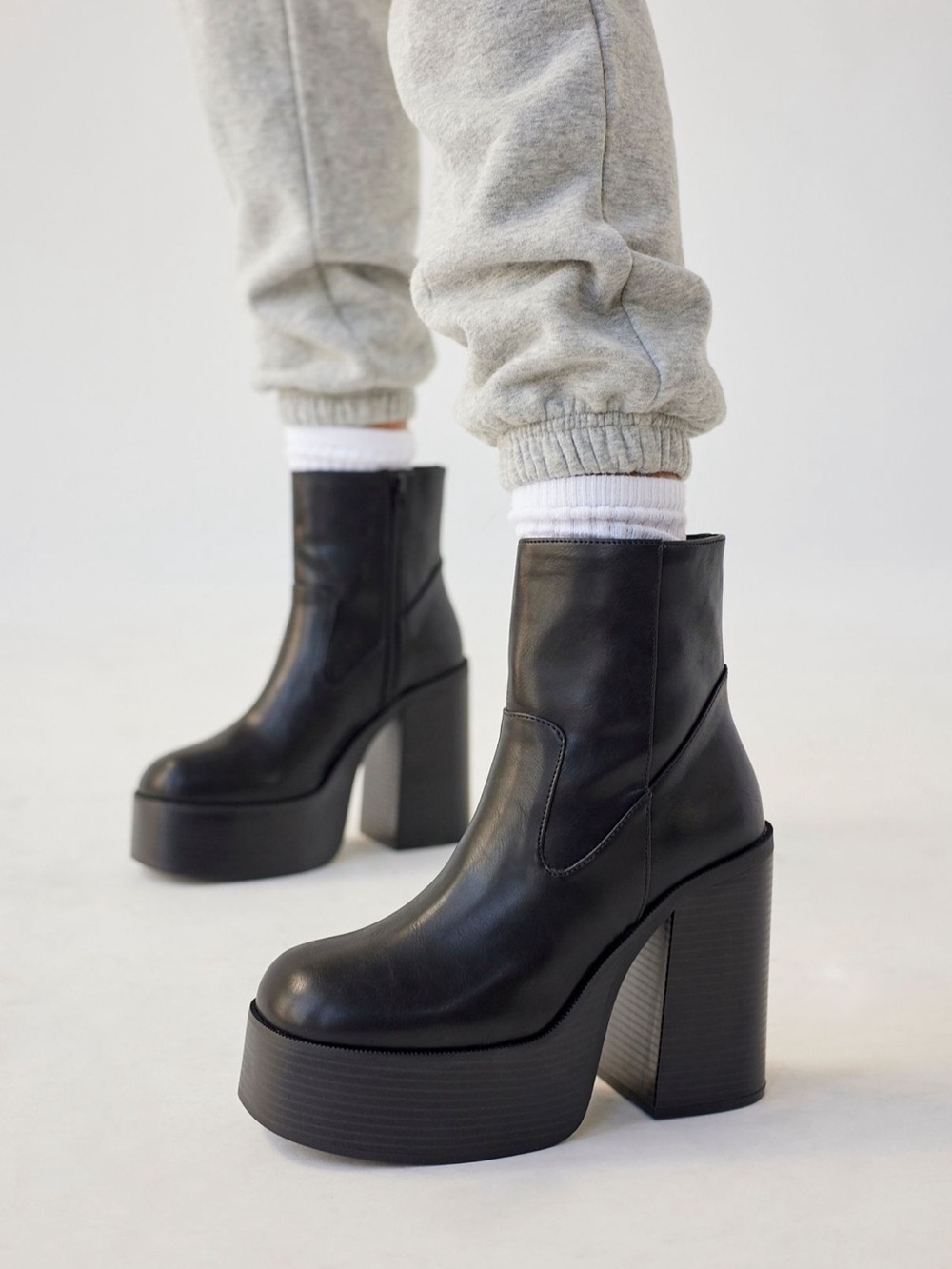 Urban Outfitters Noreen Platform Boots